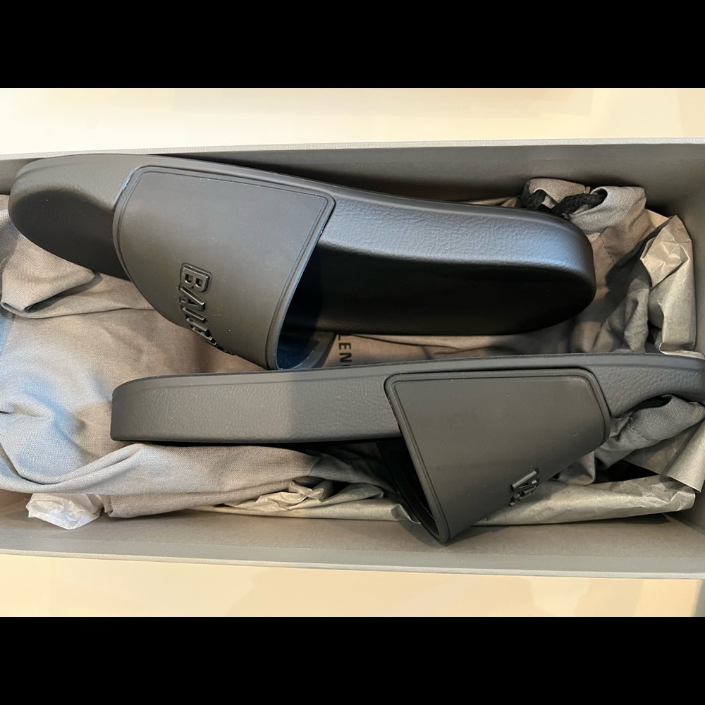 Brand New Balenciaga Slides size 37